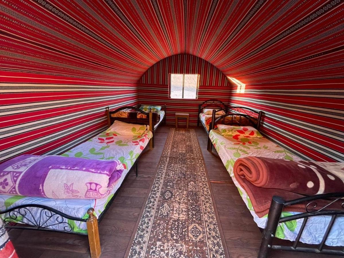 Appartement Sunset Dreams Camp à Wadi Rum Extérieur photo