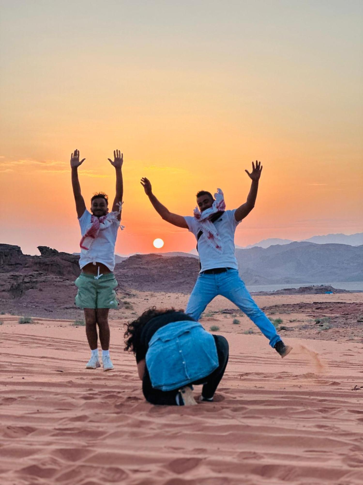 Appartement Sunset Dreams Camp à Wadi Rum Extérieur photo