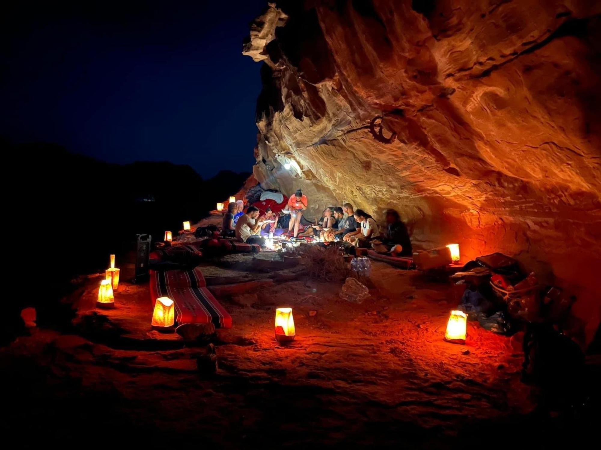 Appartement Sunset Dreams Camp à Wadi Rum Extérieur photo